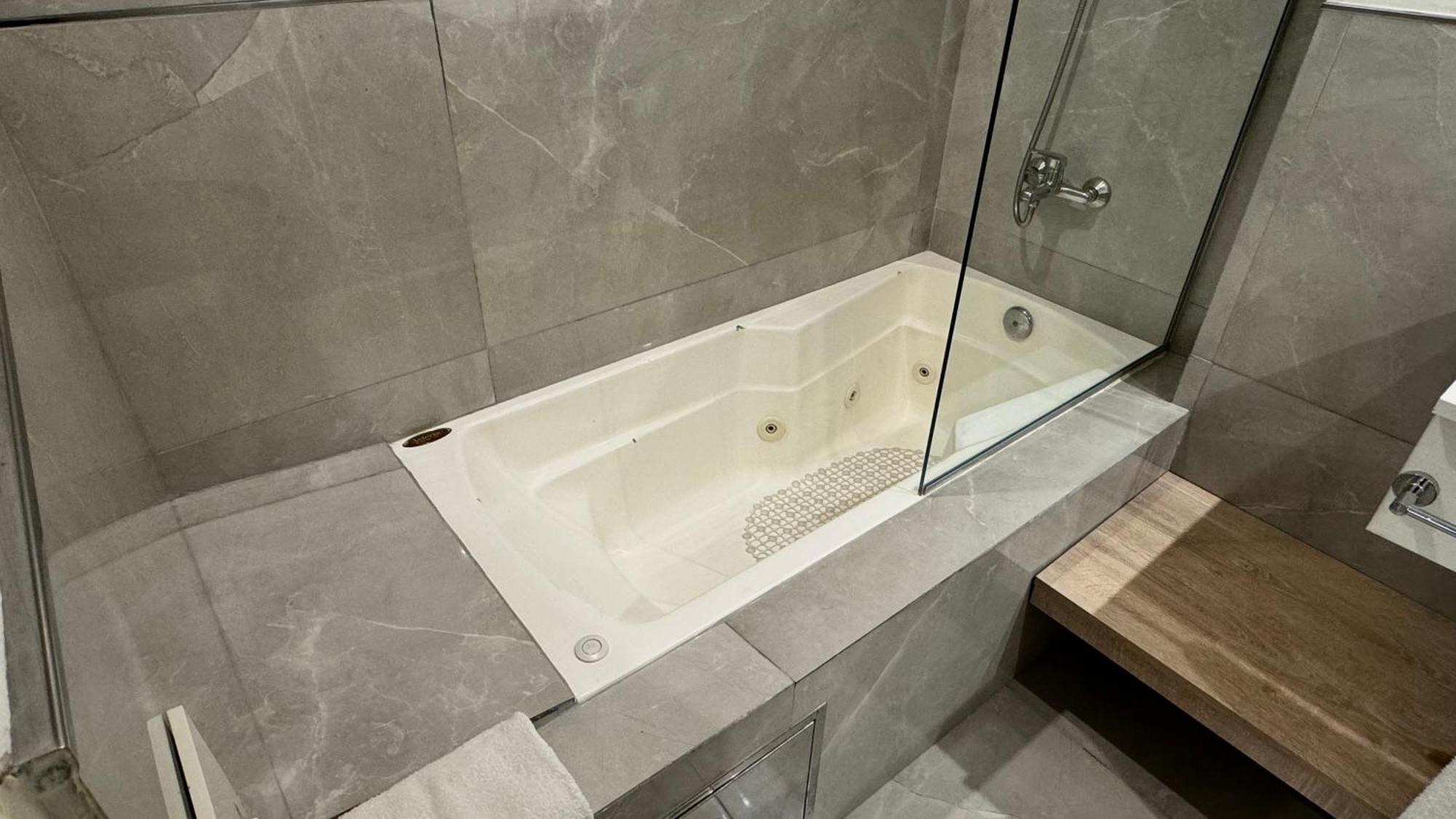 Gardi Hotel & Suites Buenos Aires Exteriör bild