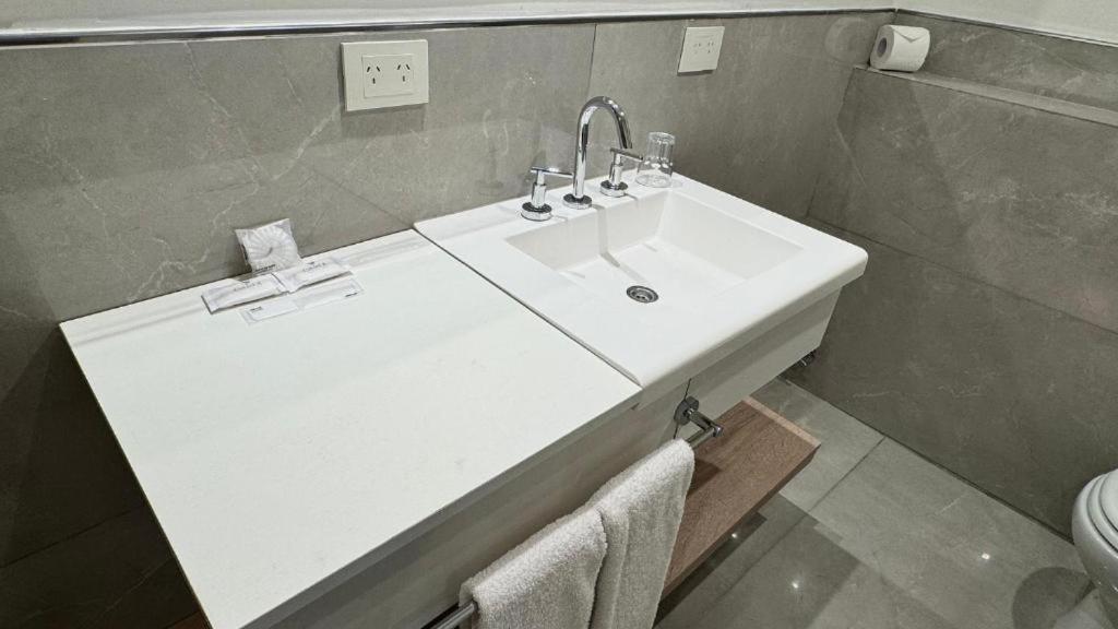 Gardi Hotel & Suites Buenos Aires Exteriör bild