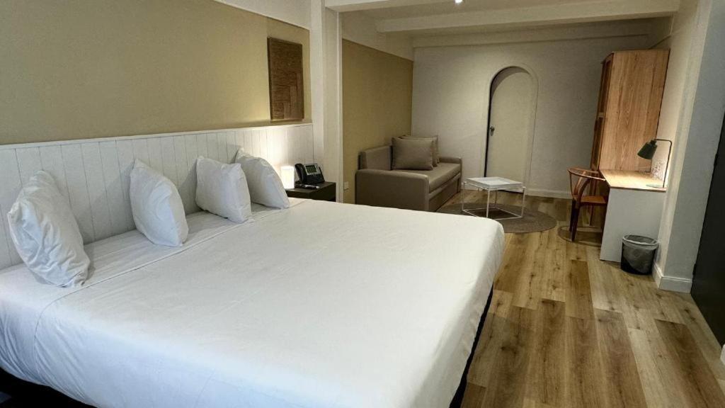 Gardi Hotel & Suites Buenos Aires Exteriör bild
